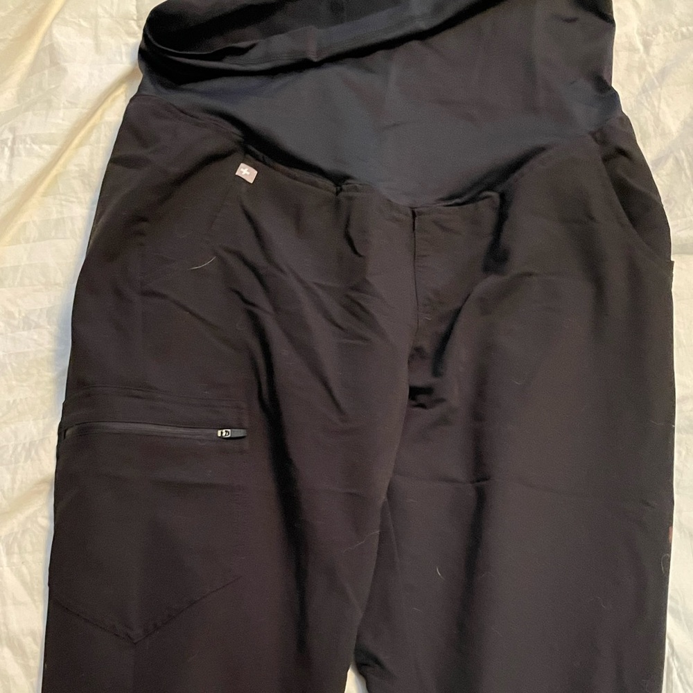 Figs maternity Zamora pants
